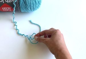 How to Crochet For Absolute Beginners - Tiny Couch Crochet